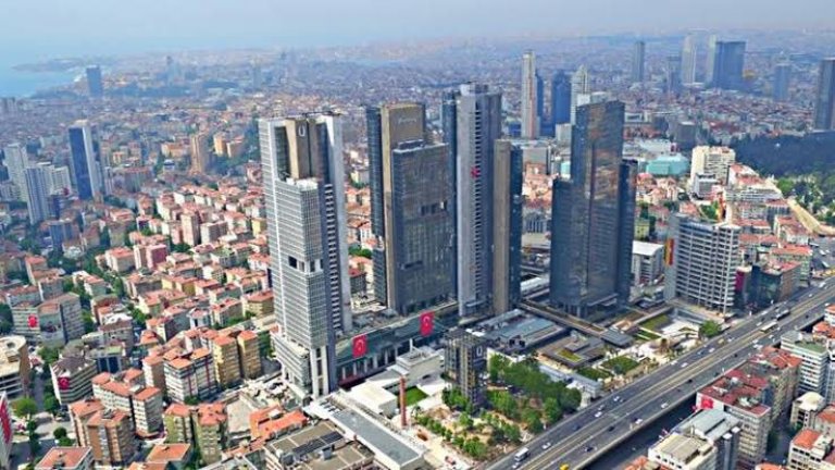 В ада или на "Али Сами Йен"? За гостите бе едно и също. Днес там има три небостъргача