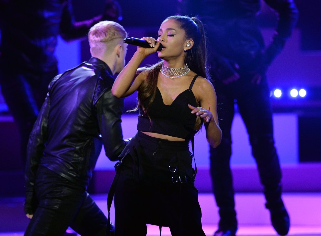 2016 Billboard Music Awards - Show