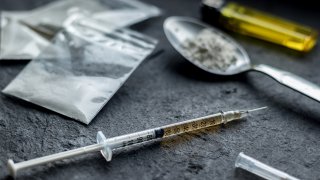 По неофициална информация само за седмица са починали 10 души