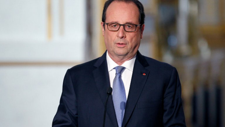 "Гърците са свободни да изберат сами съдбата си, но трябва да уважават поетите ангажименти", заяви френският президент.
