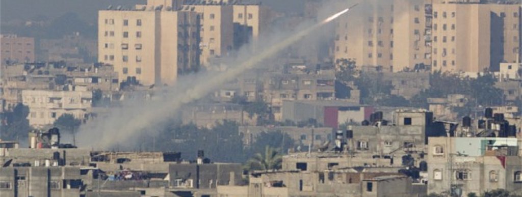 israel-gaza-rocket_2399203b