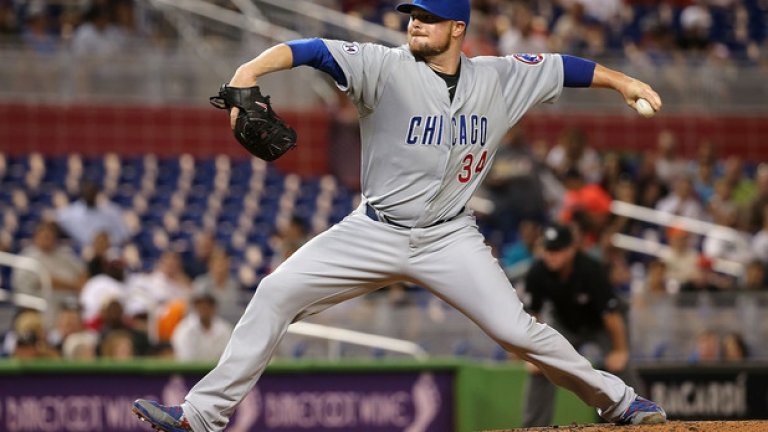 19. Джон Лестър (бейзбол)
Приходи: 34,1 милиона долара
Заплати, премии: 33,7 милиона долара
Реклами: 400 000 долара
Новият му договор с Чикаго Къбс е за 155 милиона долара, а сумата при подпис - 30 милиона долара.