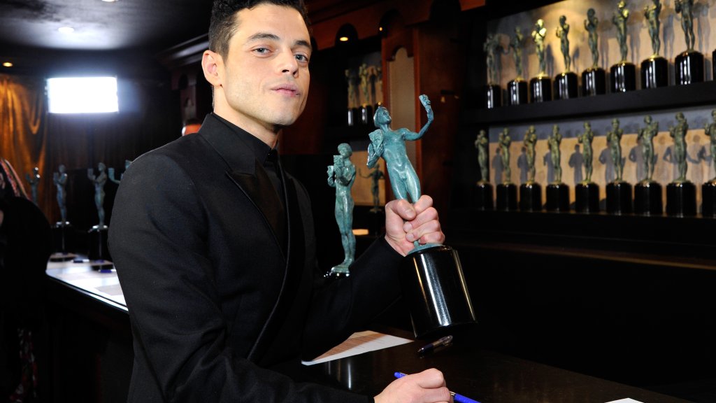 25th Annual Screen Actors Guild Awards - Trophy Room