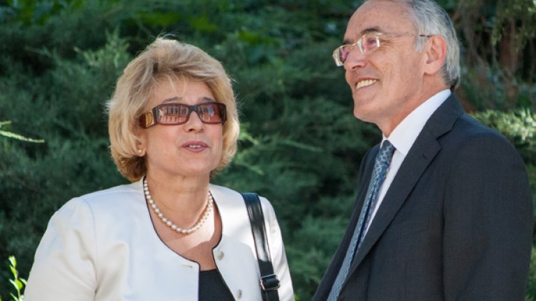 Емилиа Масларова и Огнян Донев в дружеска беседа