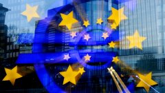 Днес ЕЦБ сложи началото на единния надзорен механизъм, като ще бъдат наблюдавани над 3000 банки в страните от еврозоната.
