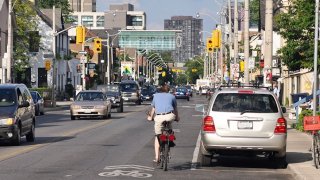 Sharrows_Toronto_2011