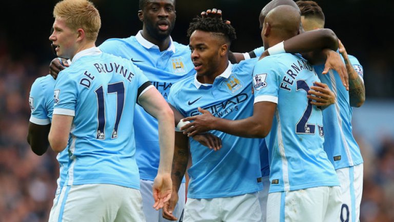 Яя Туре
Има малко футболисти, които успеят да дирижират нещата по такъв начин, по който го умее Яя Туре.