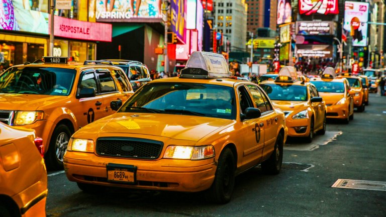 Някои от най-забележителните персонажи, които са ме возили по улиците по света и у нас