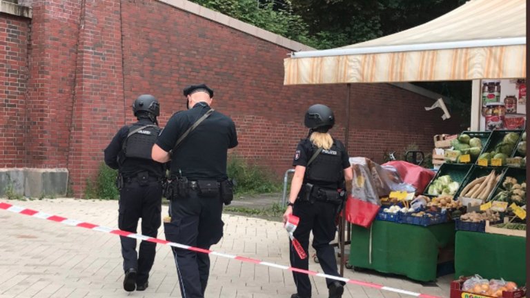 Нападение в  Хамбург, един загинал и няколо ранени