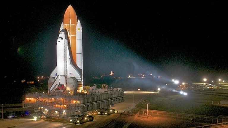 НАСА отложи изстрелването на совалката „Индевър" в петък вечер поради технически проблем