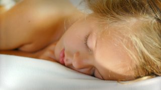 Sleeping-girl