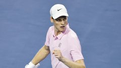 Синер е на крачка да повтори Федерер след нов бой над Зверев