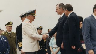 Pinochet_Aylwin_Bush
