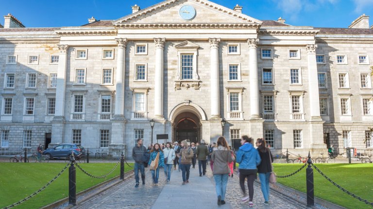 Тринити колидж в Дъблин е най-старото висше училище в Ирландия.