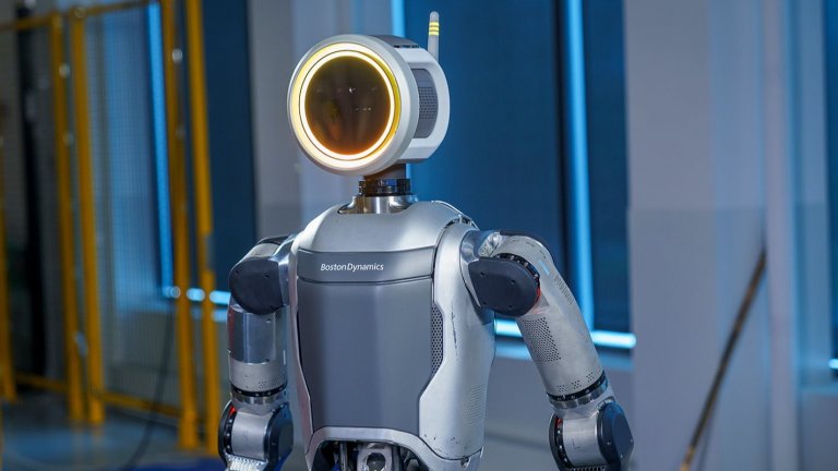 Той заменя предишната хидравлична версия