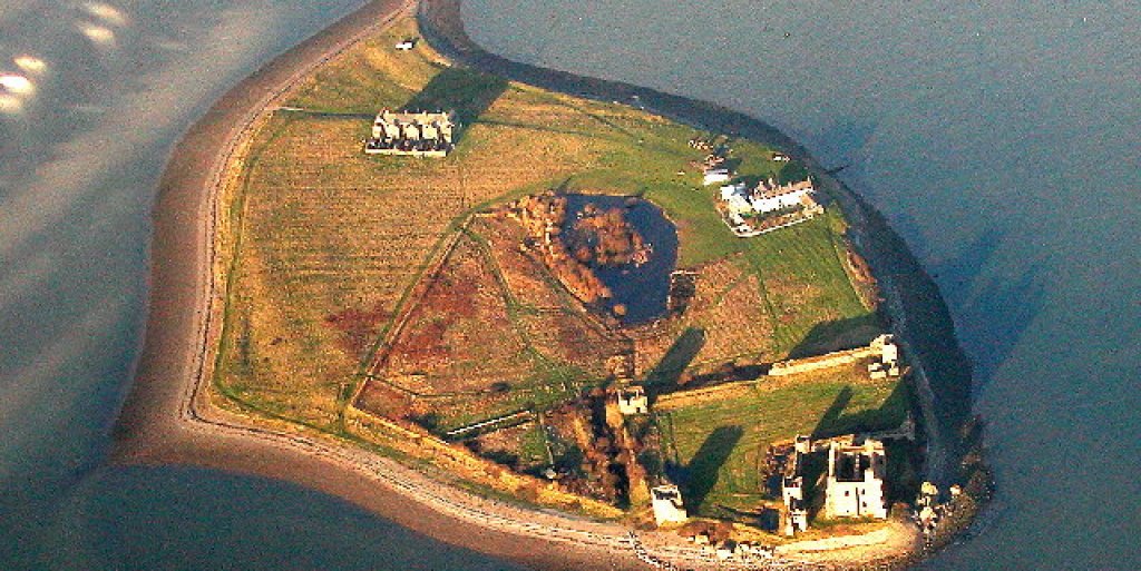 Piel_Island_and_Castle,_Barrow-in-Furness