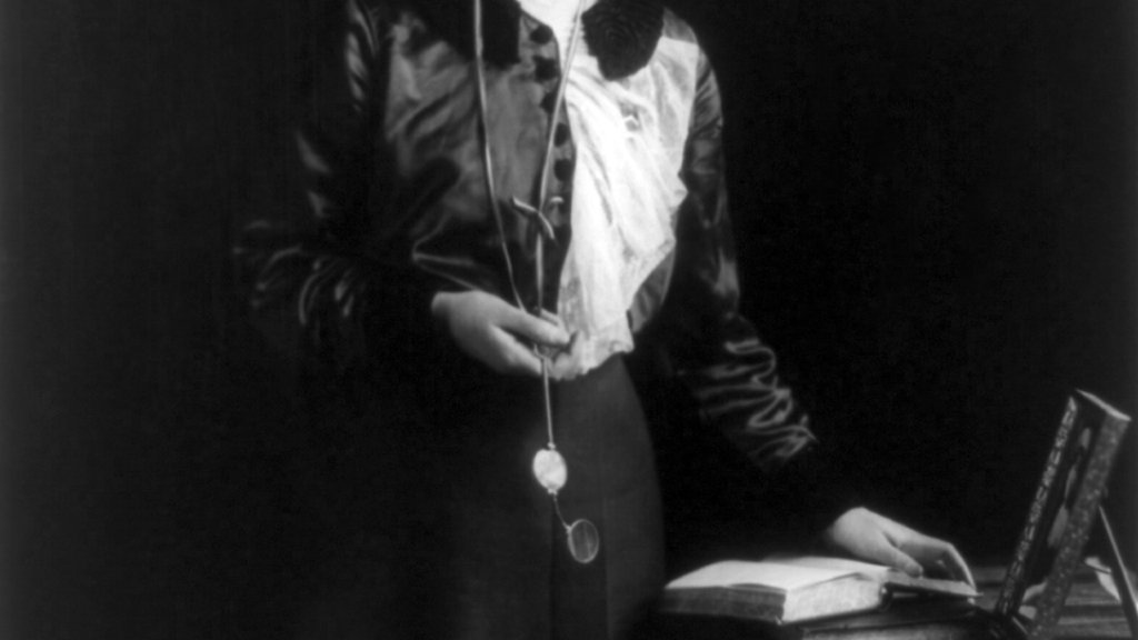 Emmeline_Pankhurst2