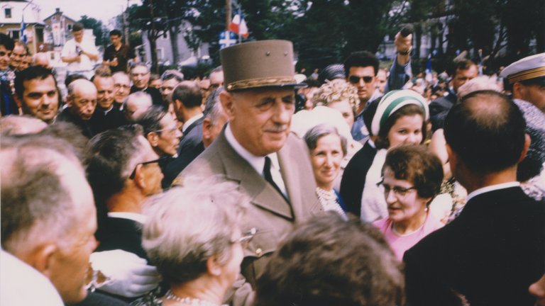Как през 1966 г. Франция напусна военните структури на НАТО и се върна едва 40 години по-късно?