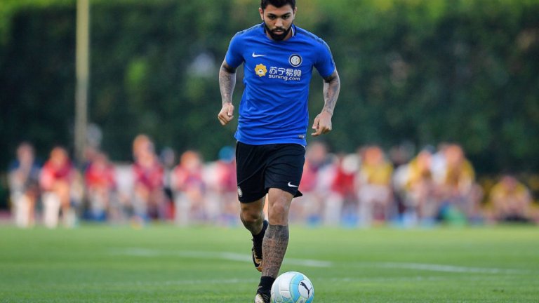 Габриел Барбоса (Бенфика)
Бразилският талант получи втори шанс в Европа след провала си в Интер. Сега Габигол е под наем в Бенфика, който се раздели с основни играчи, и има възможност да се докаже в група с Манчестър Юнайтед, ЦСКА Москва и Базел.