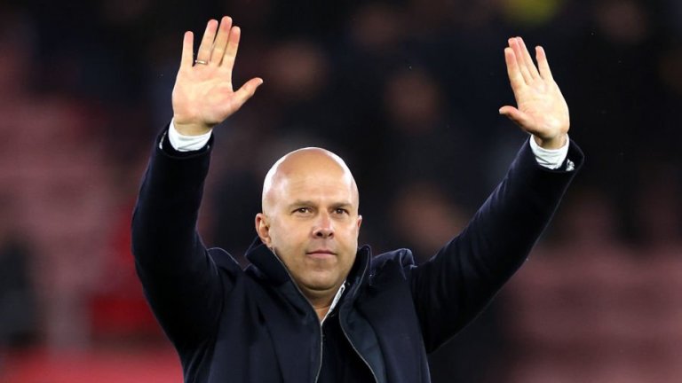 Слот изпревари Гуардиола е в топ 3 на най-младите, печелили Премиър лийг