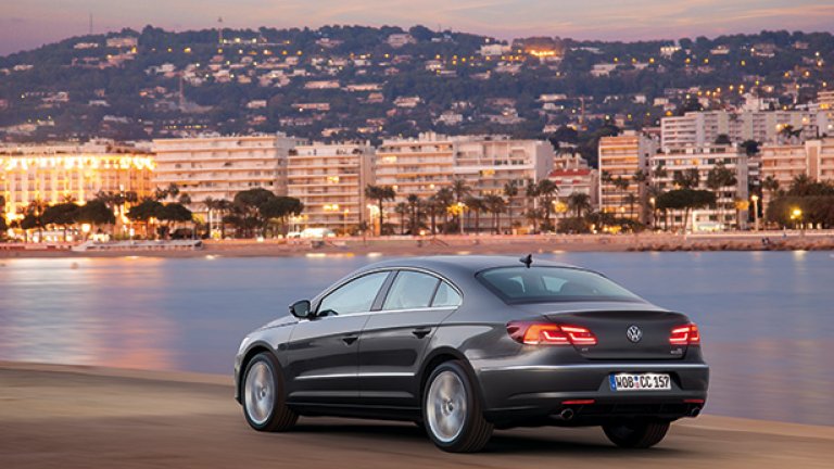 Най-големи са промените в задната част. Светлините сега са със светодиодна техника