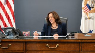 Kamala_Harris_on_the_phone_with_Justin_Trudeau