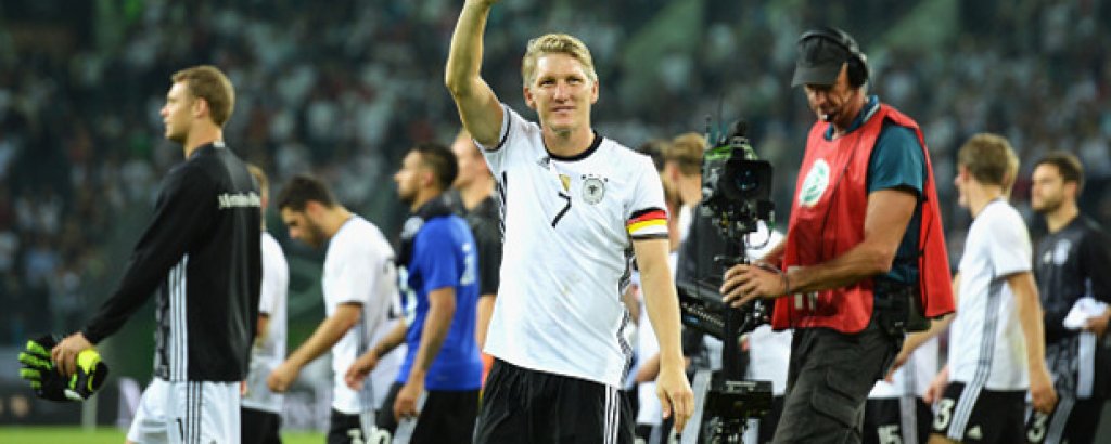 Швайни записа 121 мача за Германия в един период, пълен с успехи и незабравими мачове на Бундестима