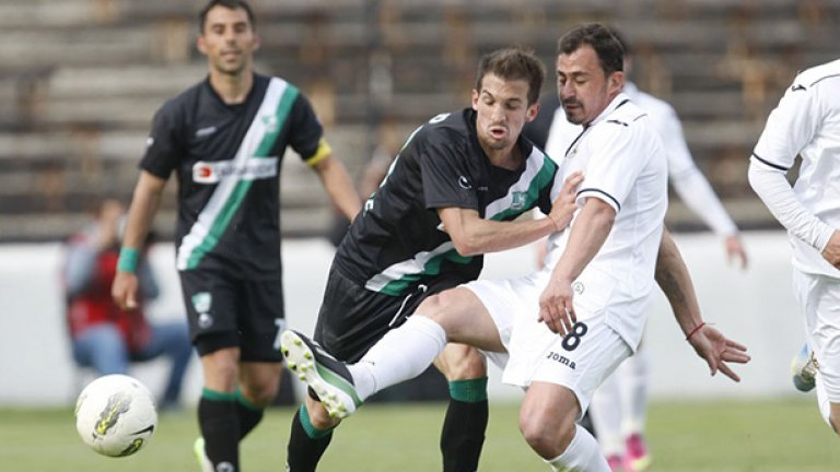 Чавдар Янков не успя до помогне на "белите" да вземат аванс