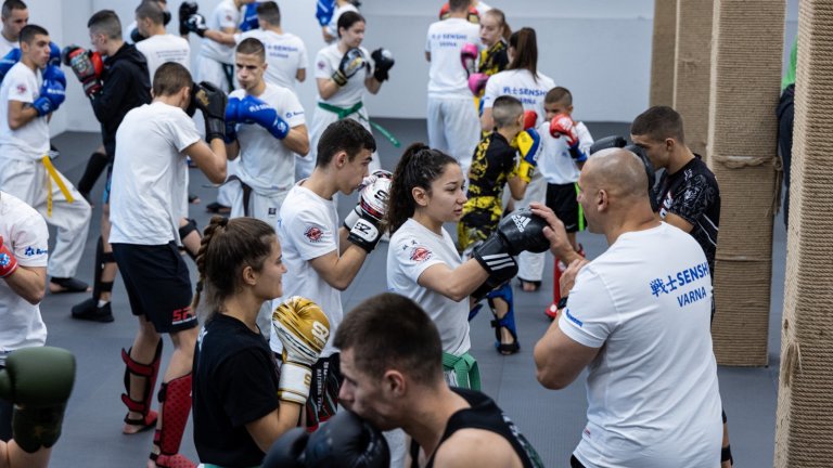 SENSHI открива 2026 с елитен лагер