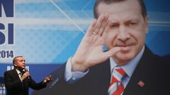Въпреки авторитарния си стил на управление, Ердоган е предпочитаният президент според социологическите проучвания