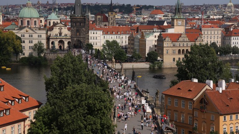 Бира и великолепни гледки - неслучайно Прага е любимо туристическо място.