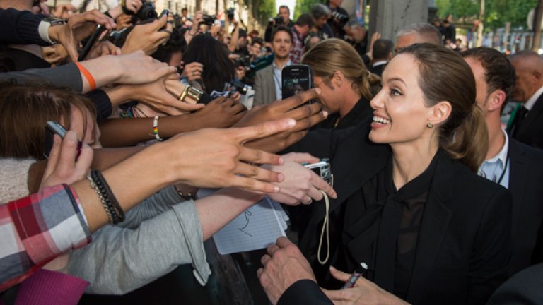 Анджелина Джоли приключва с ролите