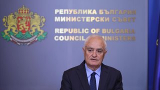 Проблем е и плащането за тях при липсата на редовен бюджет
