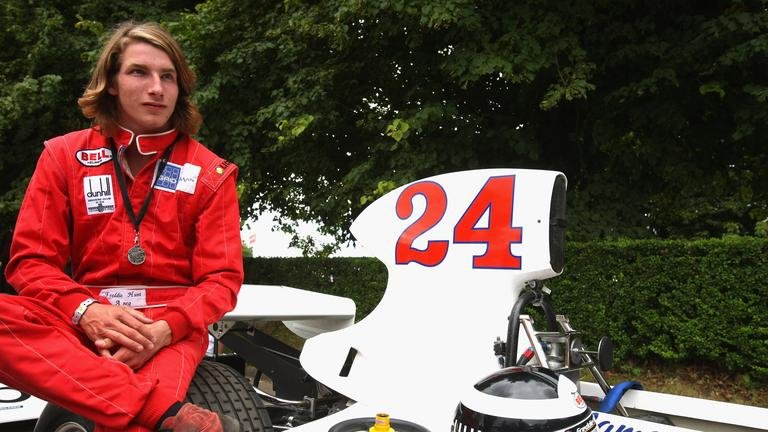 Шампионът, който преспа с над 5000 жени, сред които и 35 стюардеси на British Airways по пътя към титлата