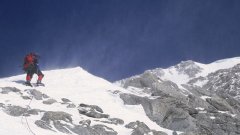 Те докосват звездите и плащат цената, а ние сме вдъхновени