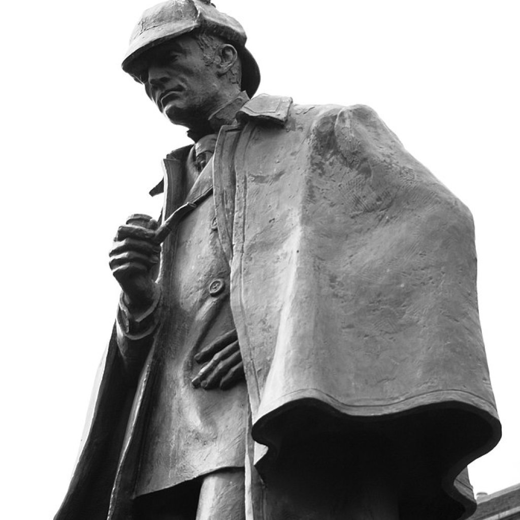 682px-Statue_of_Sherlock_Holmes_in_Edinburgh