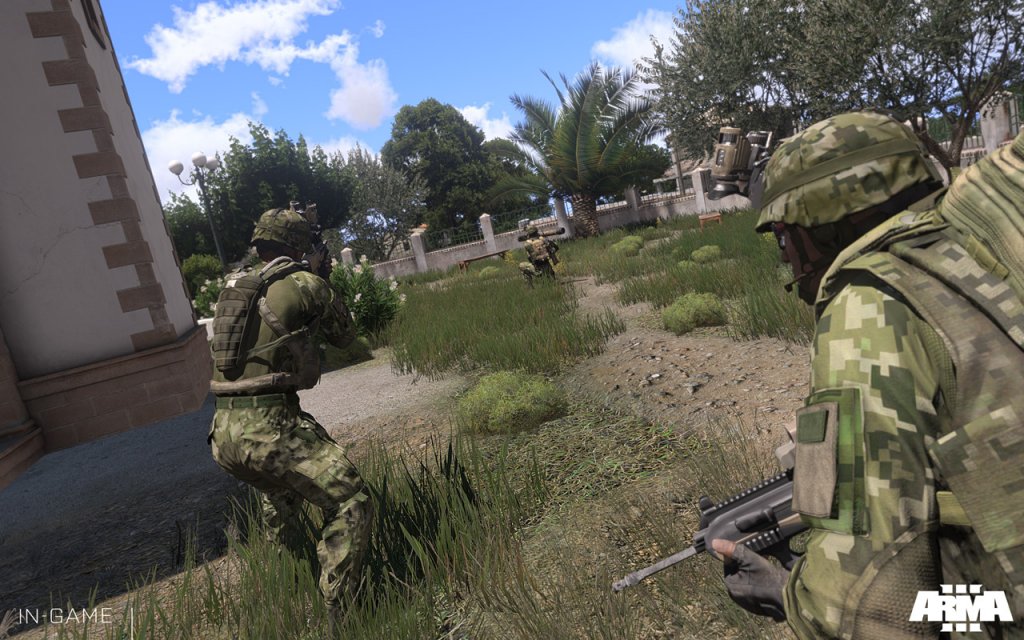 ARMA 3 
Военната тематика си е класика щом стане дума за симулатори, а тук сме на полето на свръхреалистичните игри. Екипът зад ARMA 3 се е погрижил дори и най-дребният детайл в сюжета да изглежда максимално правдоподобно – от оръжията и оборудването до хеликоптерите и танковете. Сюжетът ви праща в 2030 г., където вече е създаден Източен военен алианс, ръководен от суперсилите Иран и Китай. Алиансът набира все повече световна мощ за сметка на доброто старо НАТО, а вие се оказвате просто един играч в сблъсъка между титаните. 
Играта изисква невероятна концентрация, бързи реакции, съобразителност и находчивост – нещо, което не всеки симулатор изисква. Ако въобще войната може да бъде имитирана добре на компютърния екран – това го прави само ARMA.