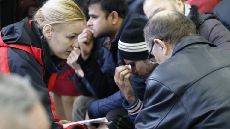 Близките на загиналите при катастрофата на Boeing 737 се събраха на летището в Ростов на Дон