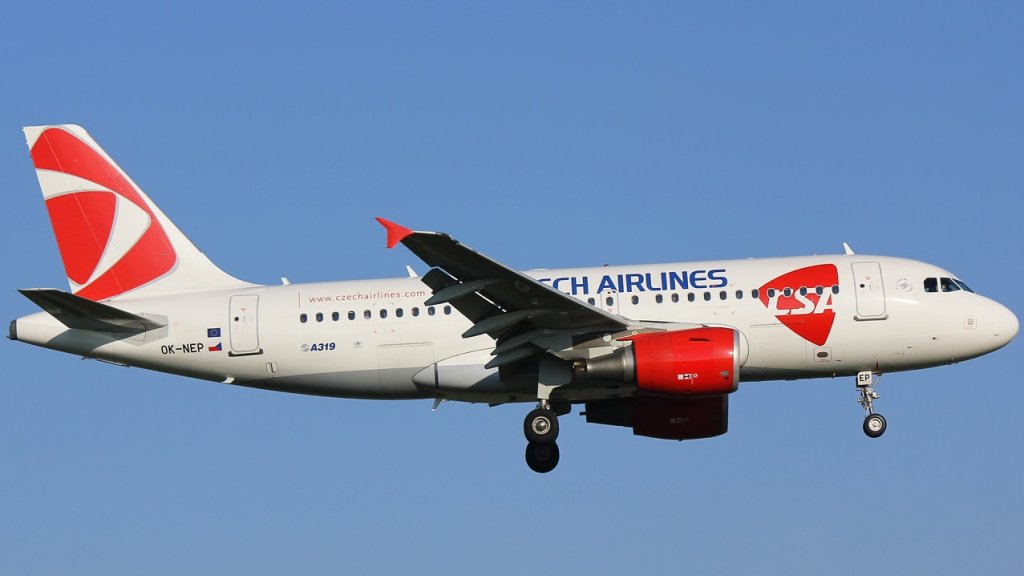 Czech-Airlines-CSA-Airbus-A319-100