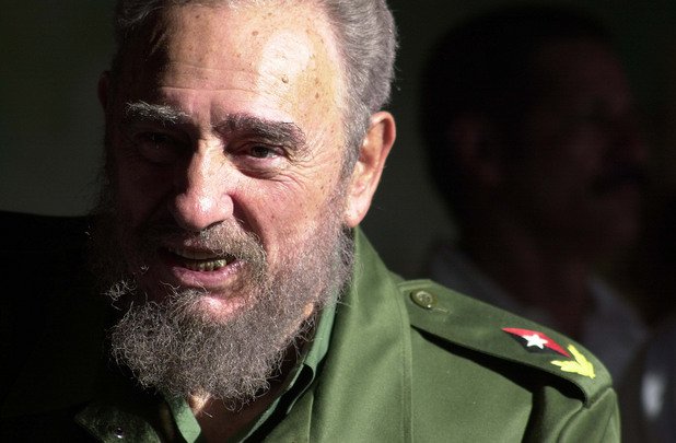 Десетилетия наред Кастро беше трън в петите на САЩ, които неколкократно се опитаха да го свалят от власт.