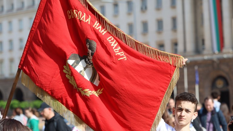 Празничното шествие за 24 май в София (снимки)