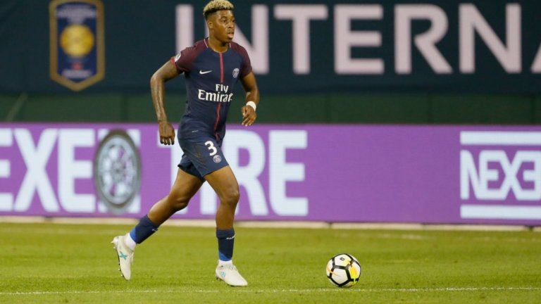 Преснел Кимпембе (ПСЖ)
Това ще е решаващ сезон за кариерата на младия бранител, който сега е титуляр в състава на парижани. Амбициите на ПСЖ му дават шанс да блесне и на европейската сцена. Той всъщност се представи много силно и миналия сезон при успеха с 4:0 над Барса, но сега претенциите на тима са да стигне още по-далеч и той може да има сериозна роля.