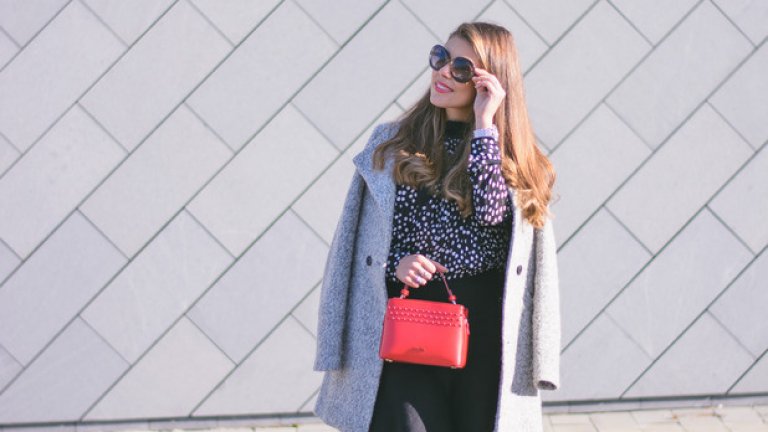 Денина Мартин с бижута и чанта от Folli Follie