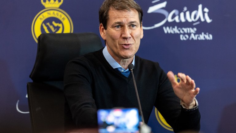 Наполи уволнява Гарсия?