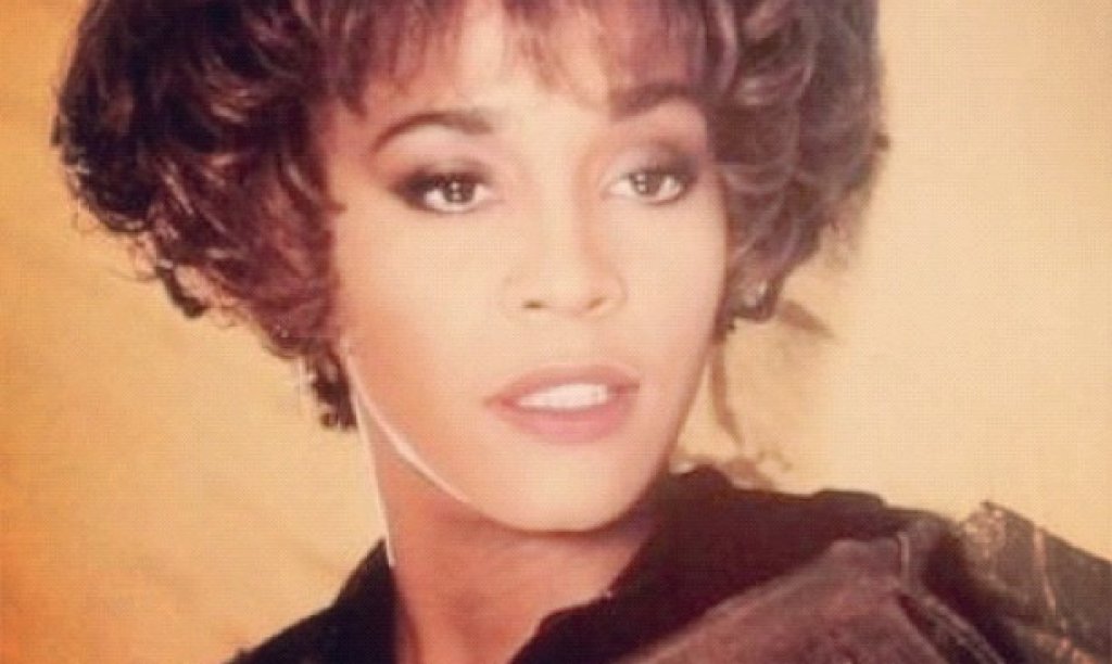 Whitney_Houston_90s