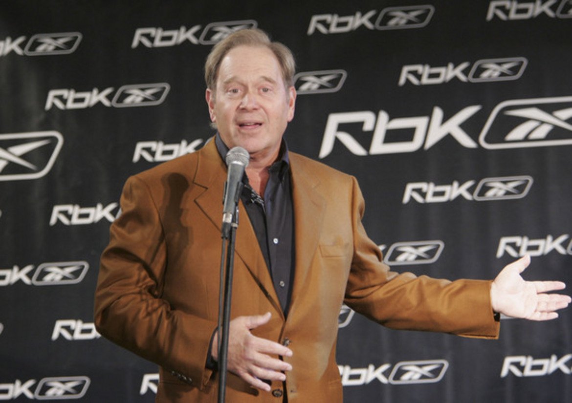 Въпреки сливането, Reebok продължи да функционира като независима марка. Пол Файмерман остана главен изпълнителен директор, а Reebok запази логото, името и седалището си в Кантон, Масачузетс.