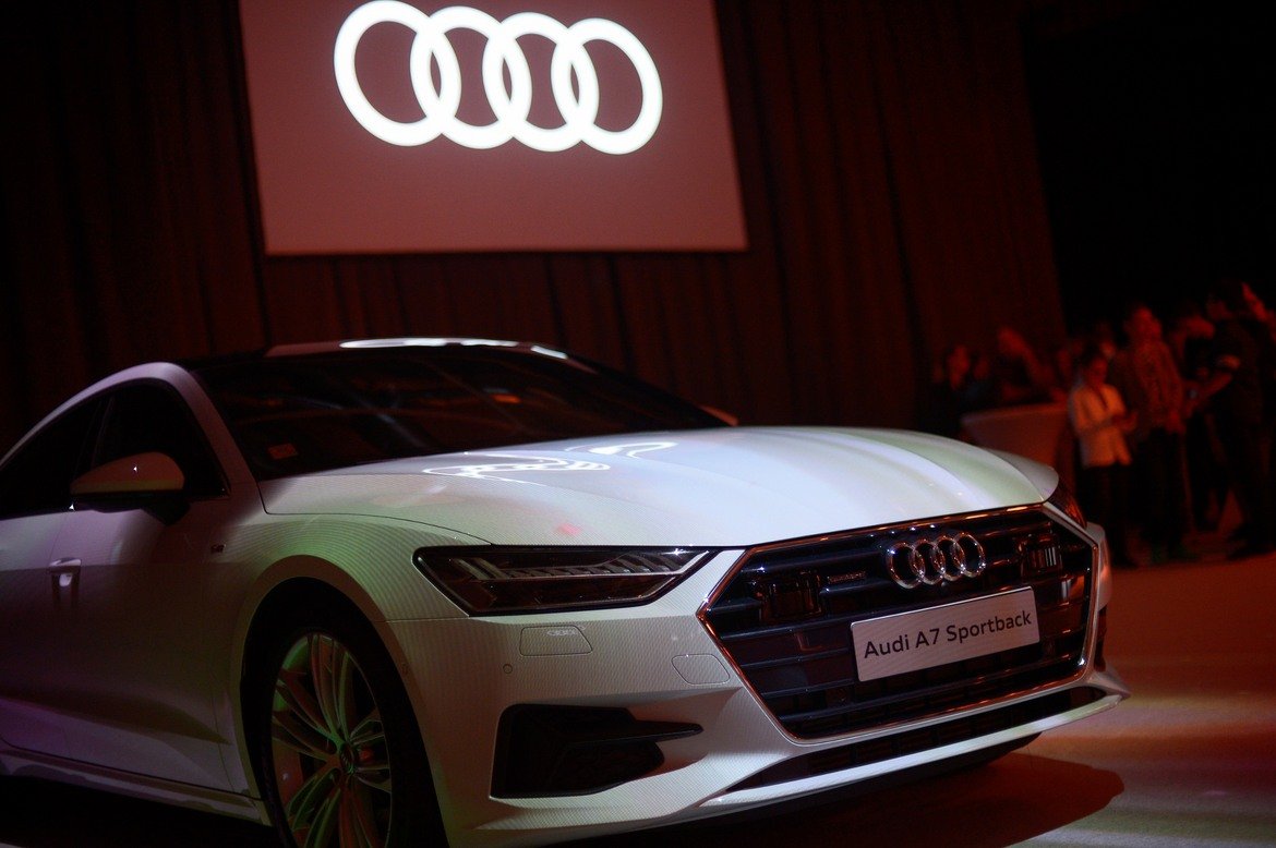 Преди премиерата на Q8 посетителите имаха възможност да видят акцентните премиери на
марката за 2018 - Audi A7 Sportback и бизнес лимузината А6,