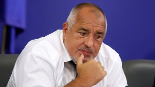 Осигурени са и над 4 млн. лева за реконструкция на пътищата покрай град Сандански, които водят до някои от най-важните туристически обекти в страната