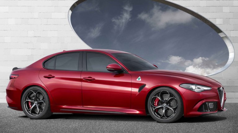Alfa Romeo Giulia
Вълнуващ италиански съперник на 3-ата серия на BMW – премиерата на Giulia ще е във Франкфурт следващата седмица, а продажбите започват в средата на 2016. Топ версията Quadrifoglio е с мощност над 500 конски сили.