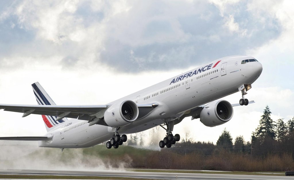 boeing-777-300-air-france-klm
